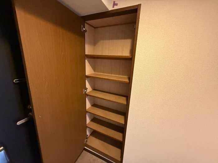 物件内観写真14　(靴箱)