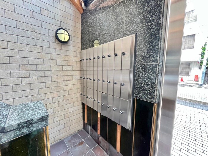 物件外観写真6　(建物設備)