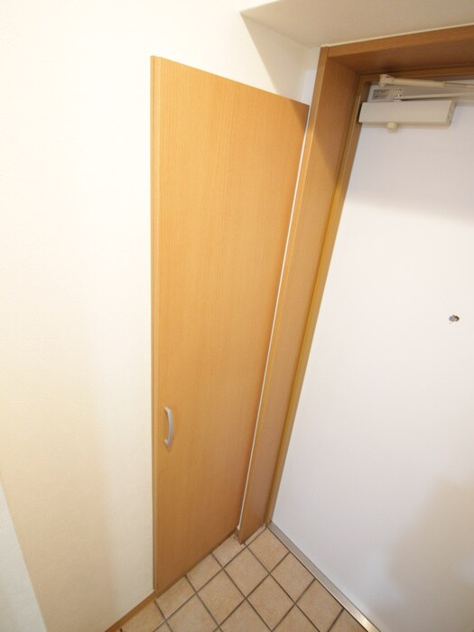 物件内観写真15　(靴箱)