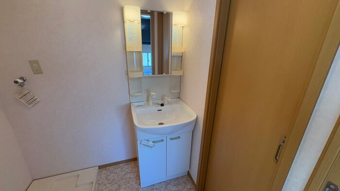 物件内観写真12　(洗面)