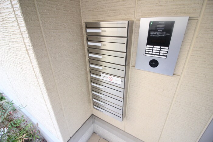 物件外観写真6　(建物設備)