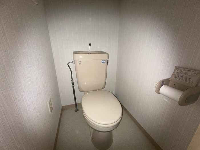 物件内観写真11　(トイレ)