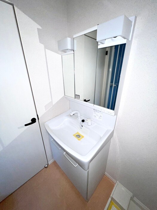 物件内観写真13　(洗面)