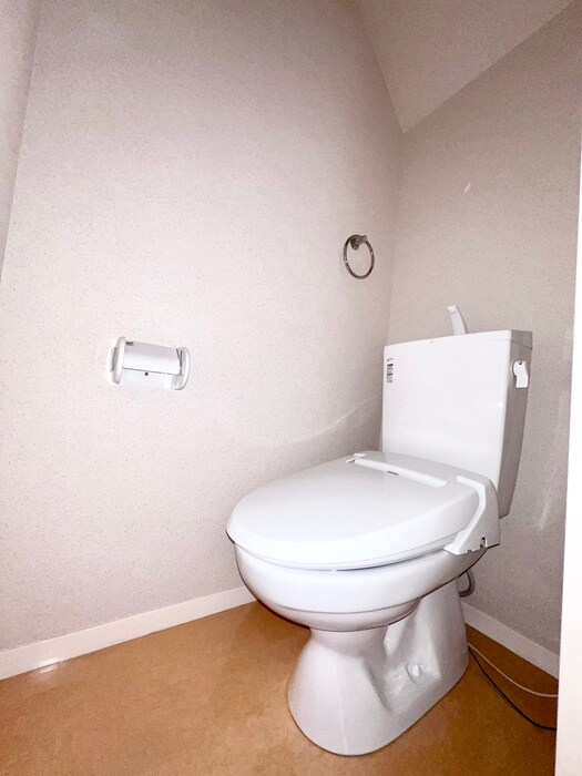 物件内観写真15　(トイレ)