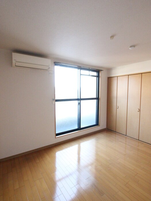 物件内観写真14　(居室)