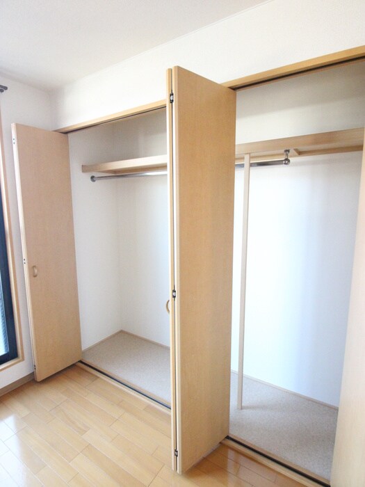 物件内観写真15　(収納)