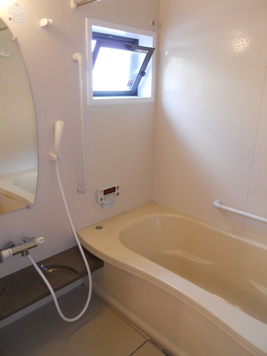 物件内観写真4　(バス／シャワールーム等)