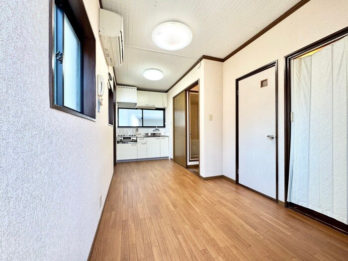 物件内観写真7　(居室)