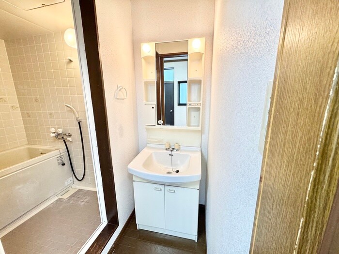 物件内観写真20　(洗面)