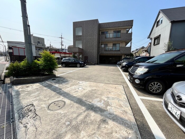 物件外観写真6　(外観写真)