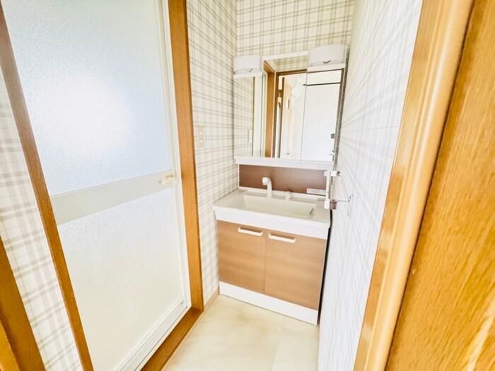 物件内観写真12　(洗面)