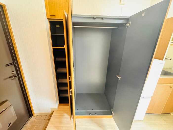 物件内観写真16　(靴箱)