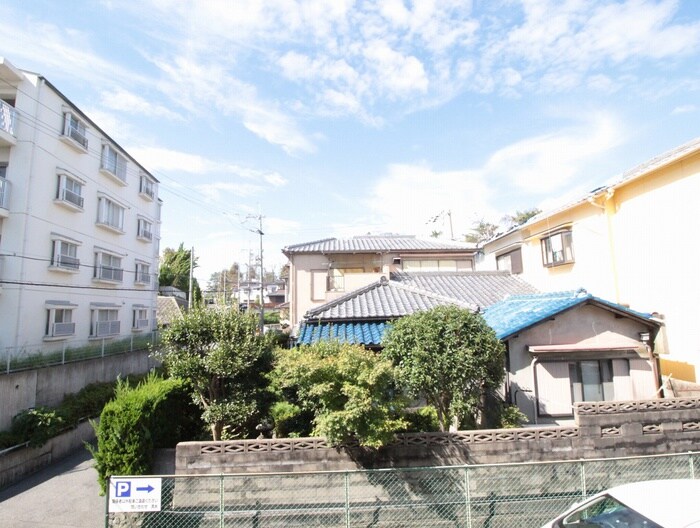 物件内観写真14　(室内からの展望)