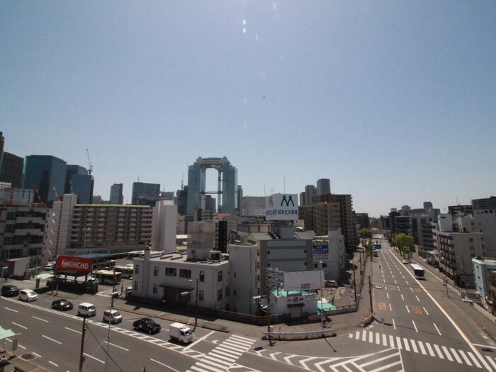 物件内観写真22　(室内からの展望)