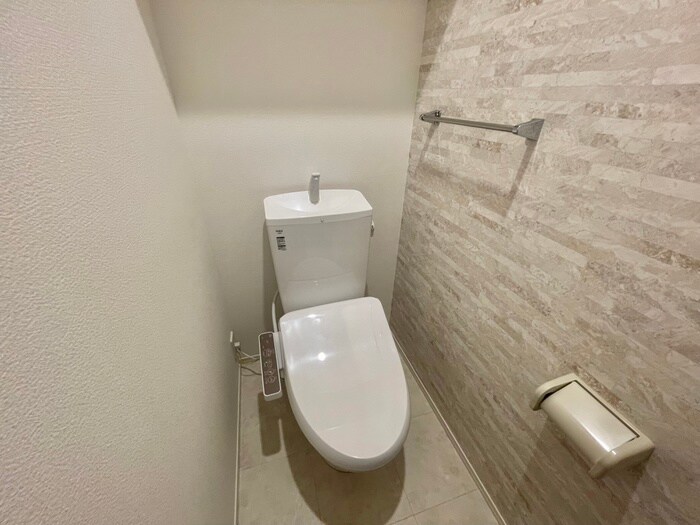 物件内観写真13　(トイレ)