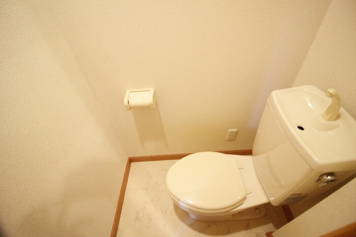 物件内観写真10　(トイレ)