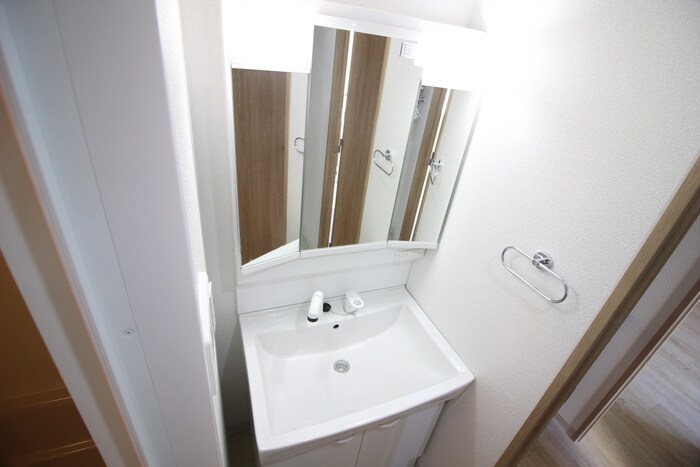 物件内観写真14　(洗面)