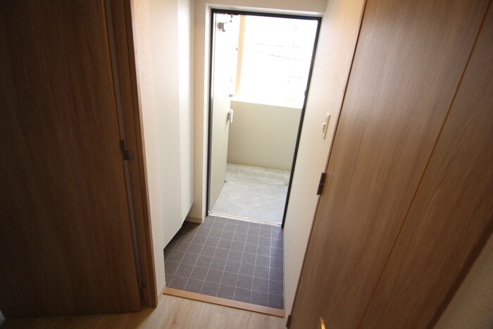 物件内観写真20　(玄関)