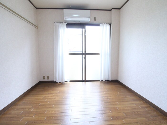 物件内観写真14　(居室)