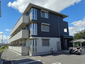 シンフォニー久津川外観写真