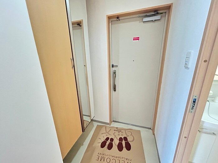 物件内観写真20　(玄関)
