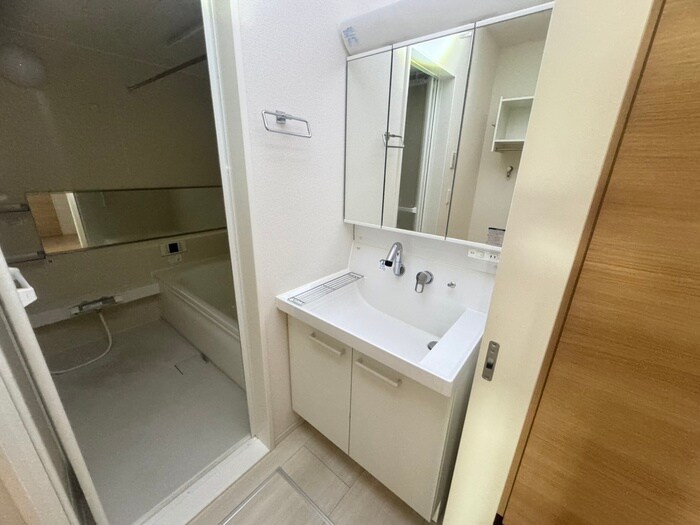 物件内観写真6　(洗面)