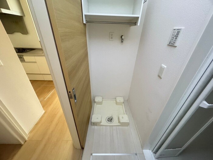 物件内観写真7　(洗濯機置場)