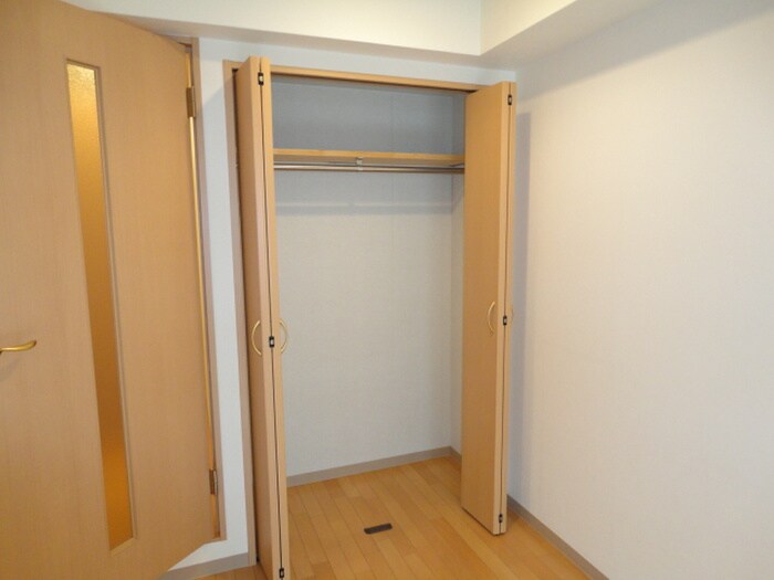 物件内観写真10　(収納)