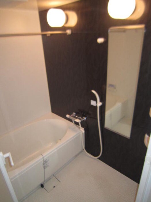 物件内観写真8　(バス／シャワールーム等)