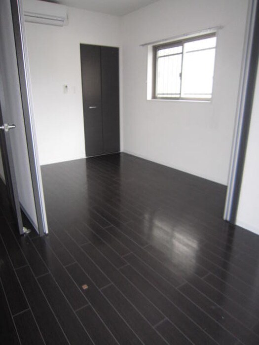 物件内観写真12　(居室)