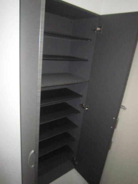 物件内観写真15　(靴箱)