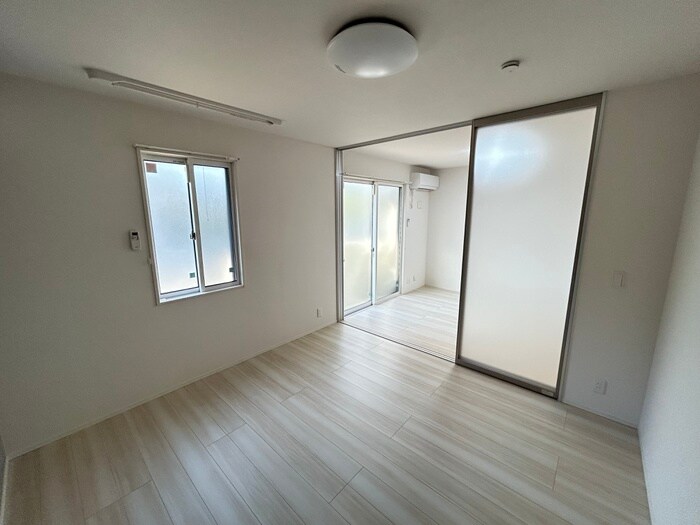 物件内観写真12　(居室)