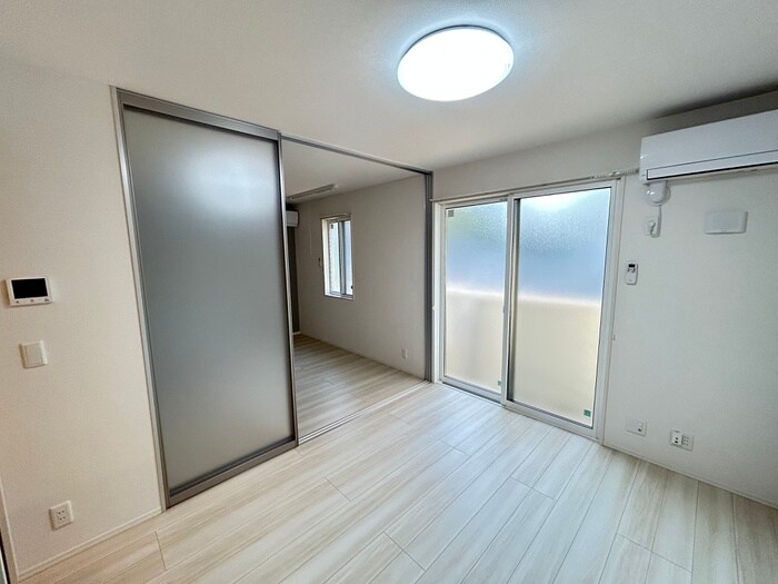 物件内観写真15　(居室)