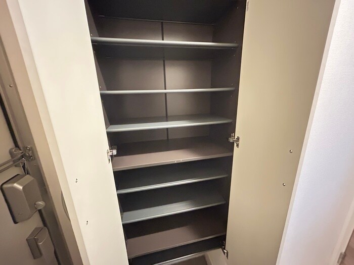 物件内観写真17　(靴箱)