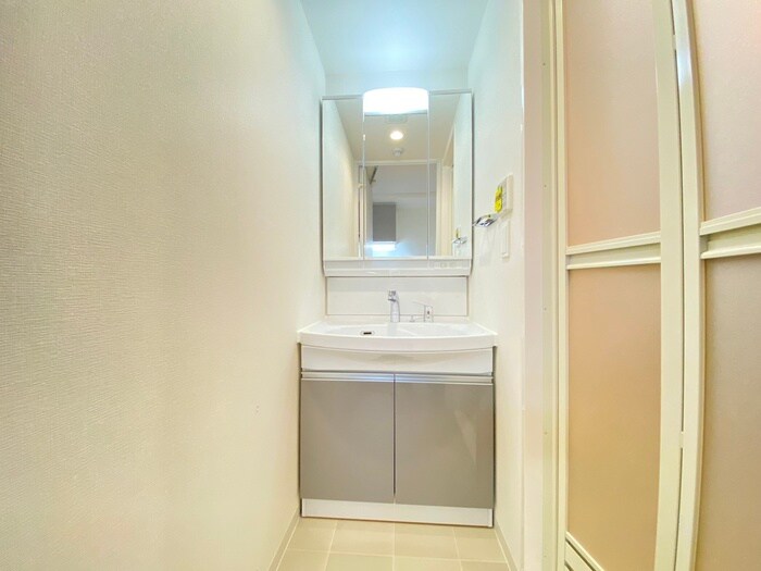 物件内観写真12　(洗面)