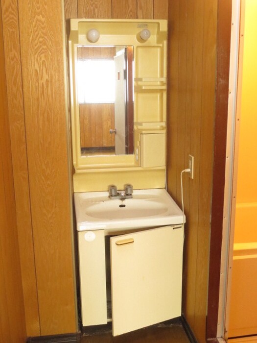 物件内観写真13　(洗面)