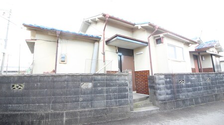 藤本氏一戸建平家外観写真