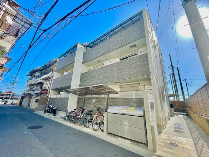 物件外観写真1　(外観写真)