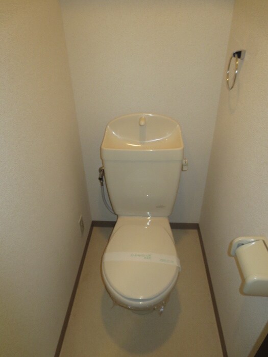 物件内観写真8　(トイレ)