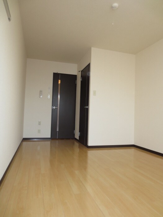 物件内観写真13　(居室)