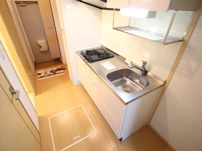 物件内観写真10　(玄関)