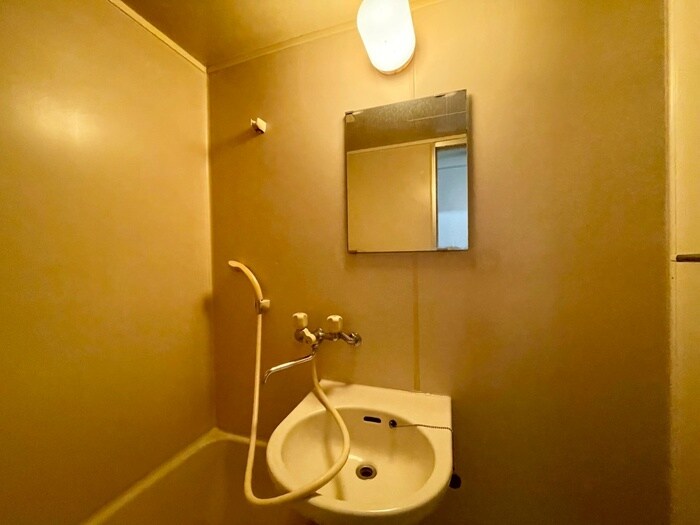 物件内観写真12　(洗面)