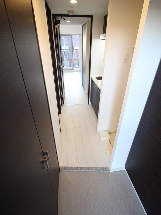 物件内観写真17　(廊下)