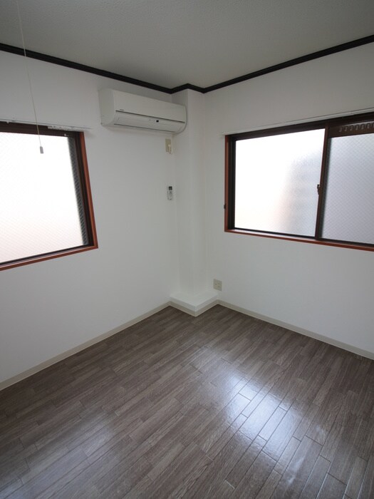 物件内観写真15　(居室)