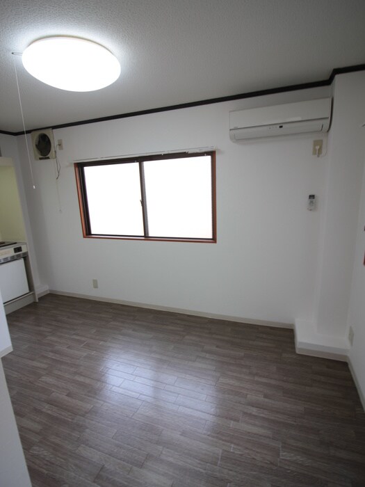 物件内観写真17　(居室)