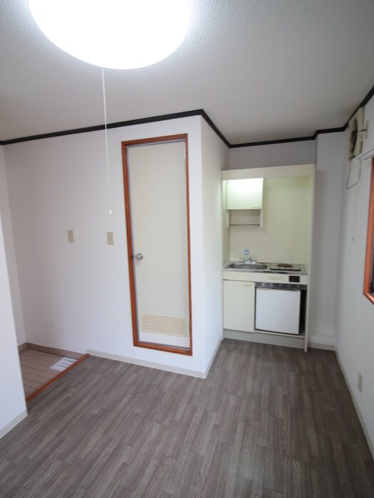 物件内観写真19　(居室)