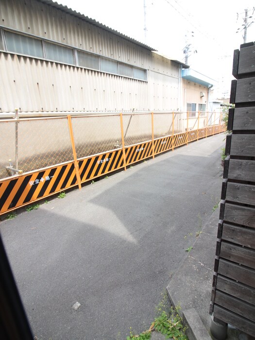 物件内観写真22　(室内からの展望)