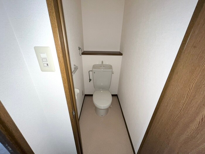 物件内観写真10　(トイレ)