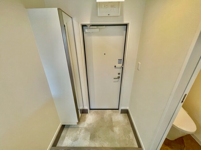物件内観写真22　(玄関)
