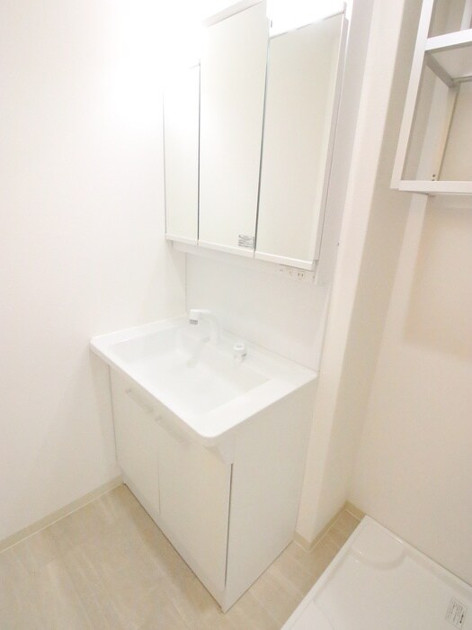 物件内観写真9　(洗面)